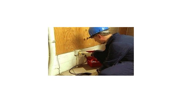Electrical Hazards: Avoid The Risk Electrical Hazards: Avoid The Risk